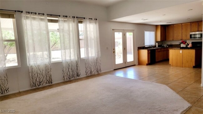 Building Photo - 7615 Ironwood Knoll Ave