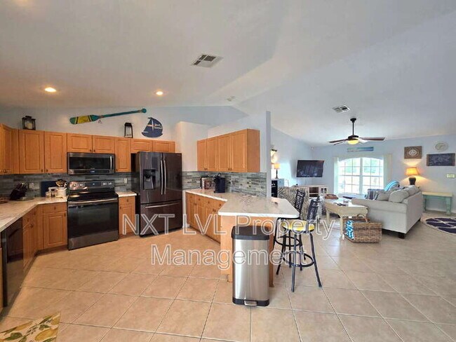 Building Photo - 2507 Embers Pkwy W