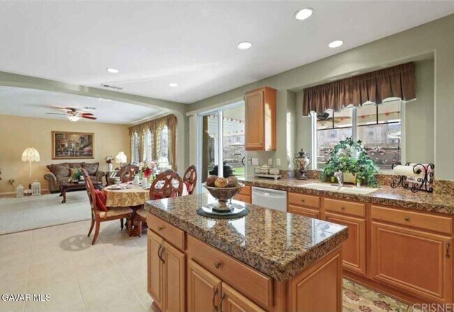 Building Photo - 2406 Loganberry Cir