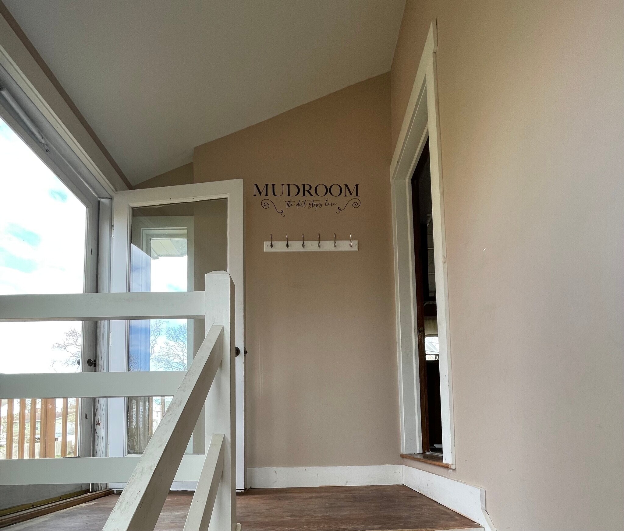 Back entry way - 54 Allen St