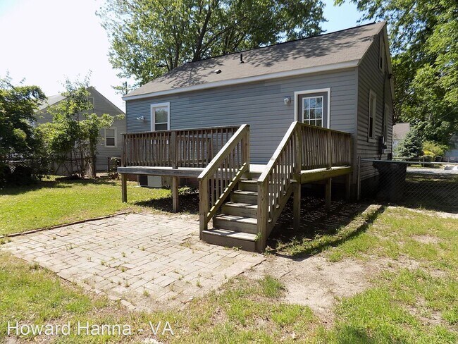Building Photo - 2 br, 1 bath House - 28 Gilbert Street East