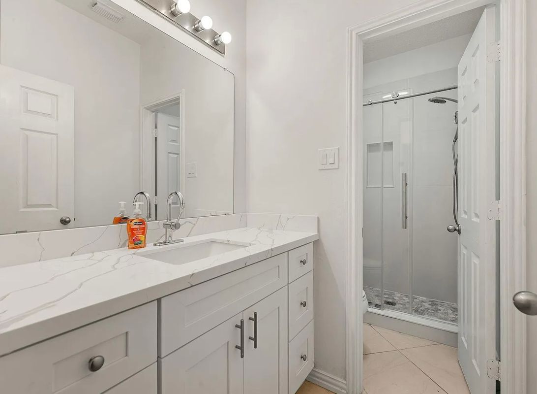 Building Photo - 13530 Carruth Ln