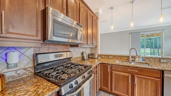 Building Photo - 6122 Blue Runner Ct