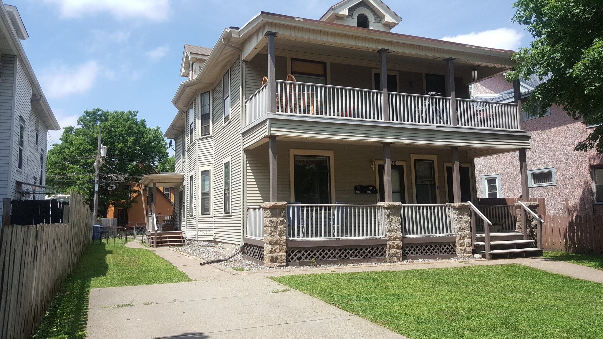 House - 3228 3rd Ave S