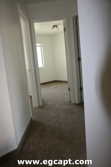 Building Photo - 1249 N 400 E