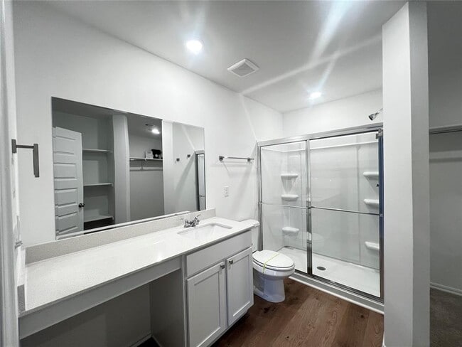 Building Photo - 3433 Little Creek Dr