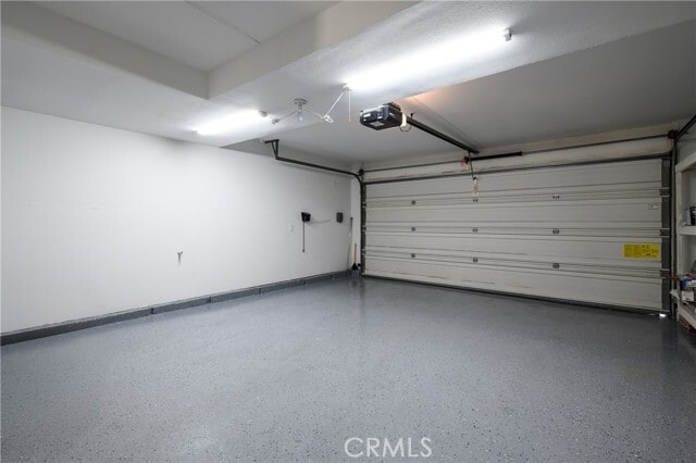 Building Photo - 883 Katella St