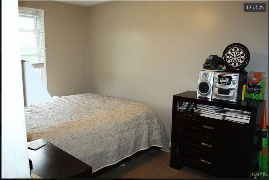 Building Photo - 8225 Lucchesi Dr