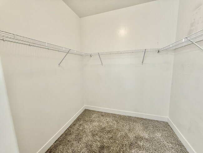 Building Photo - 1809 W Terra Vista Ln