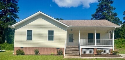 Building Photo - Cozy Rental Waiting For You!!