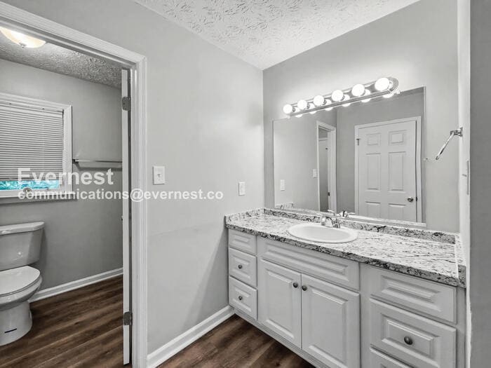 Building Photo - 624 Cannon Dr