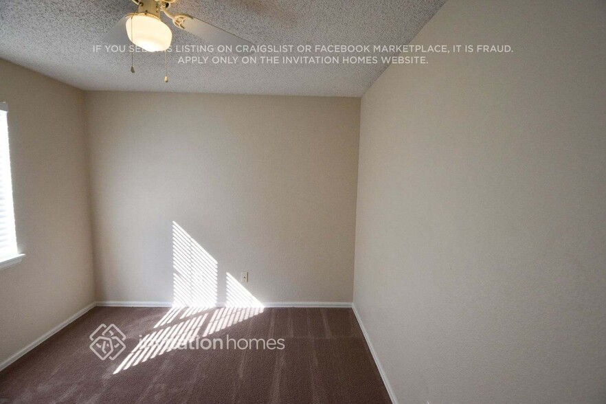 Building Photo - 23597 Broadmoor Dr