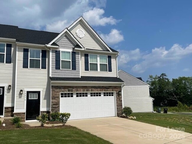 Primary Photo - 10476 Dalton Woods Ct NW