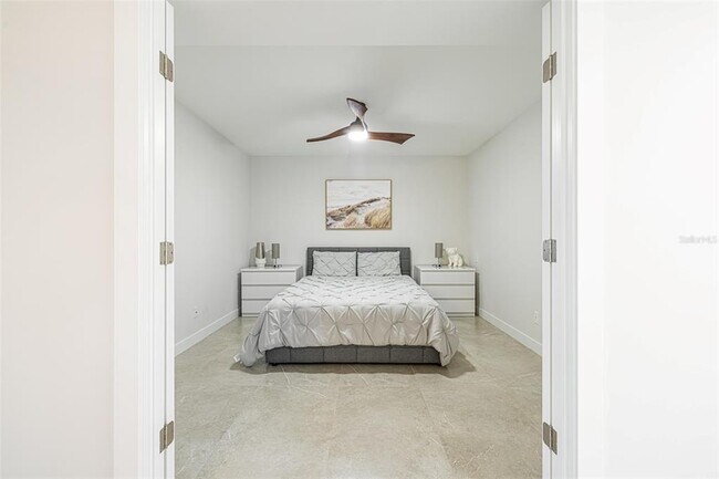 Building Photo - 16320 Kelly Cove Dr