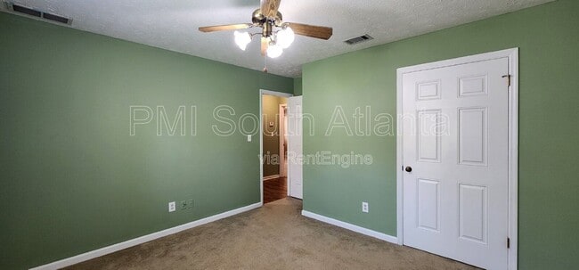 Building Photo - 200 Eli Run