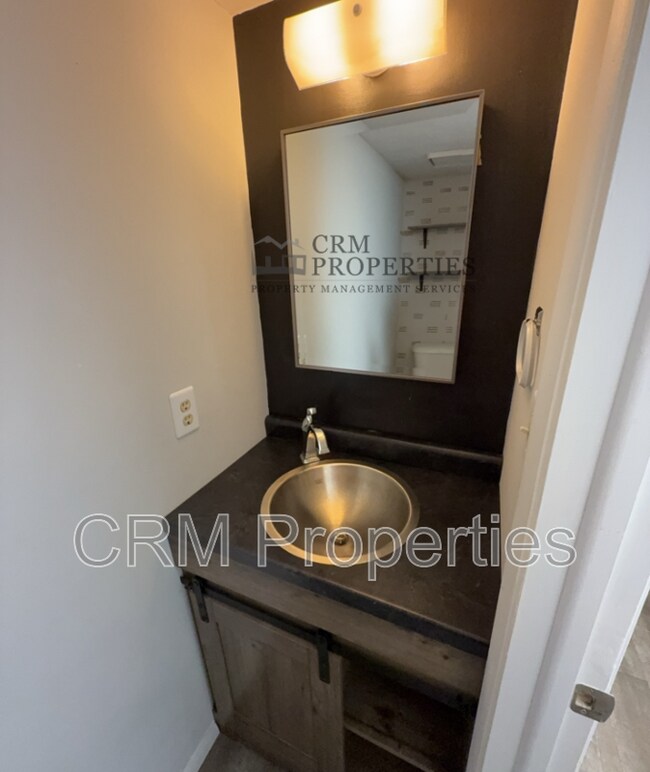 Building Photo - 9430 Aspen Grove Ln