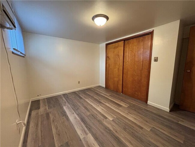 Building Photo - 1195 Lynn St