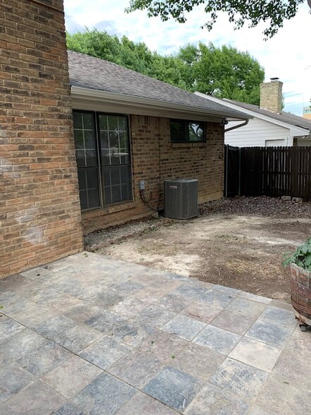 Patio in the back yard - 8257 Bobwhite Dr