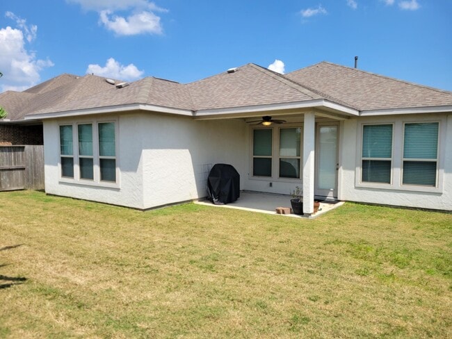 Building Photo - 10342 Aldrin Dr