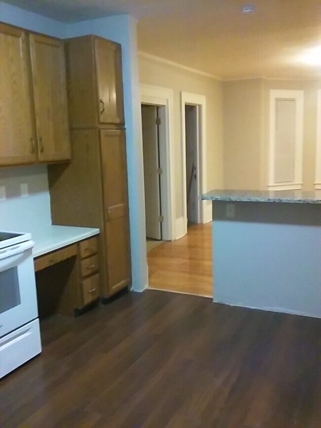 view to bed 2 door entrance then bathroom door - 48 Sherman Pl