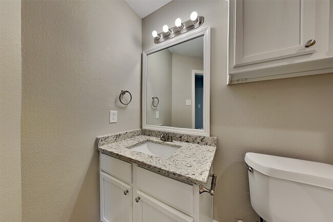 Building Photo - 10218 Black Forest Ct