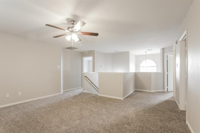 Building Photo - 32434 Hunter Park Ct