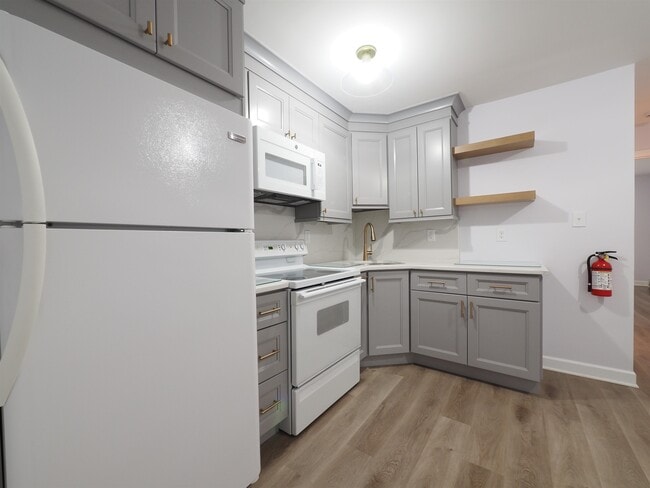 Primary Photo - 78 69th St