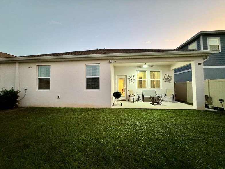 Building Photo - 1775 Good Neighbor Loop