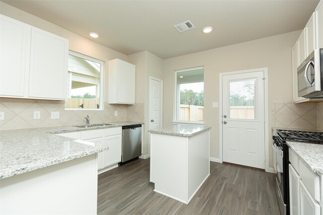Building Photo - 2906 Briggs Dr