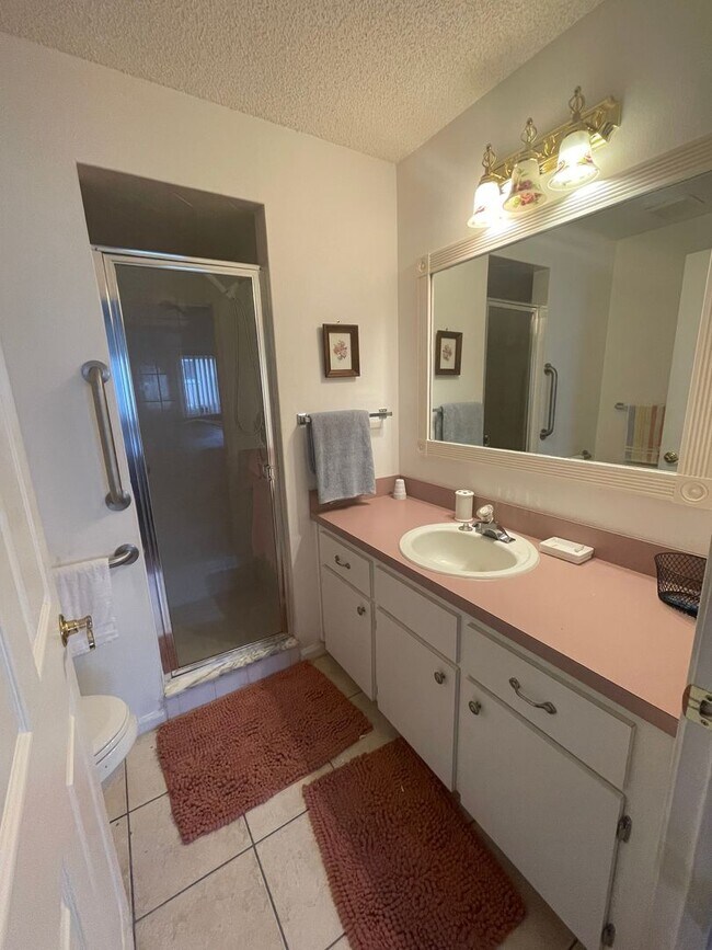 Building Photo - Charming 2BR/2BA Home in Ocala Palms – Golf Course Community Living!