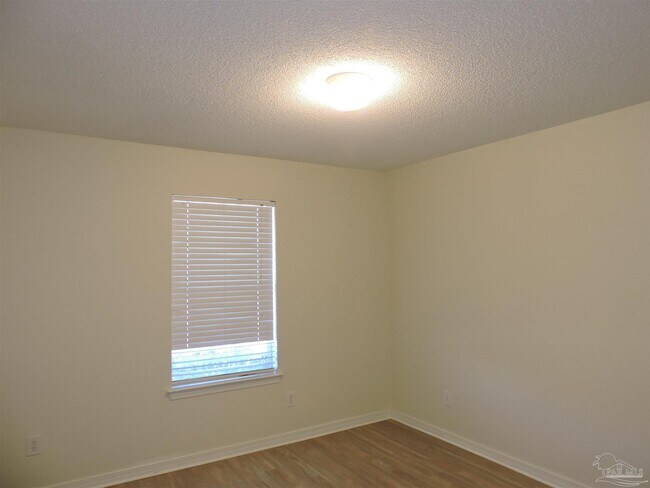 Building Photo - 6837 Fort Deposit Dr