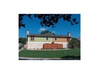 Building Photo - 7206 Creekside Dr