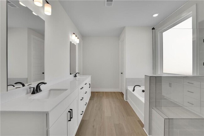 Building Photo - 5907 Cabernet Ln