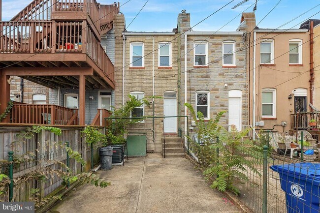Building Photo - 151 N Potomac St