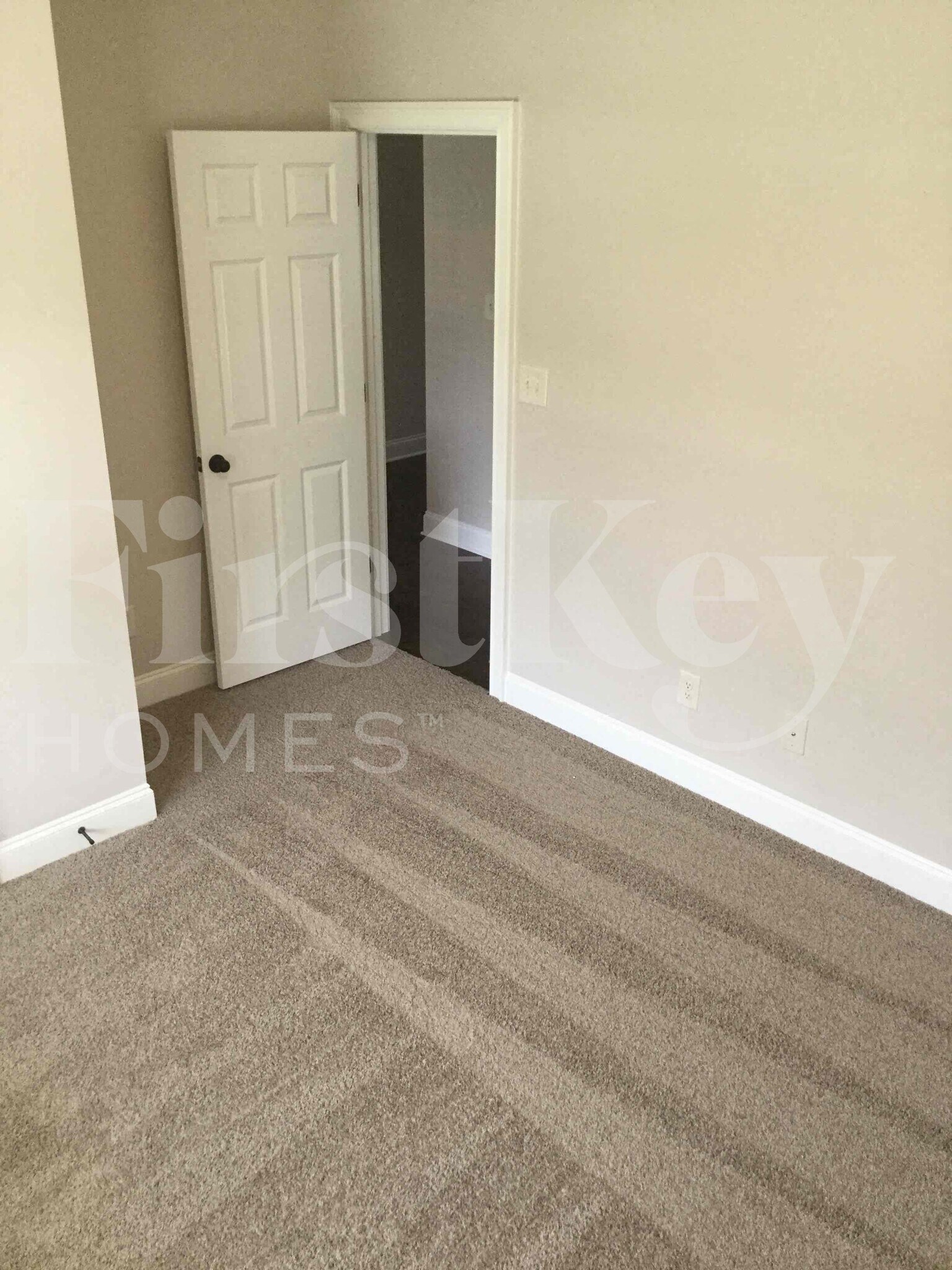 Building Photo - 54 Village Pass