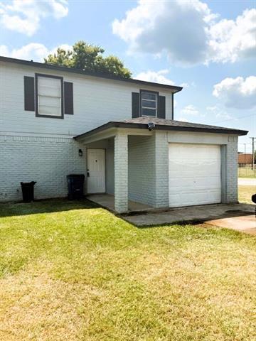 Building Photo - 1025 NW Summercrest Blvd