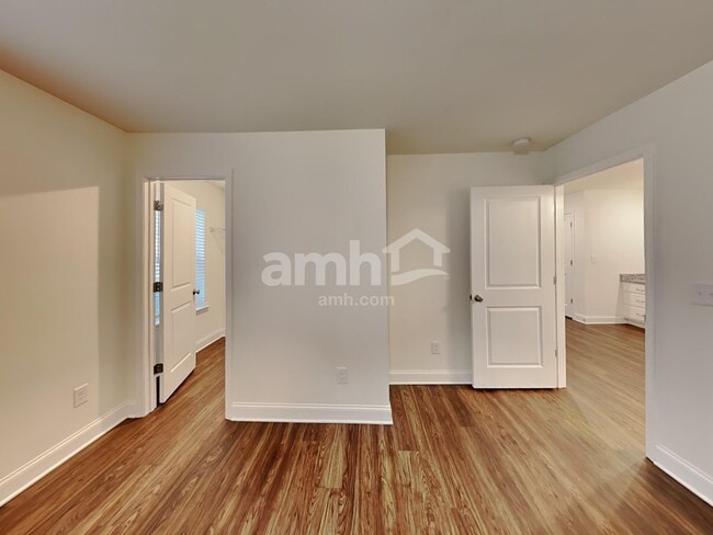 Building Photo - 229 Rivulet Dr