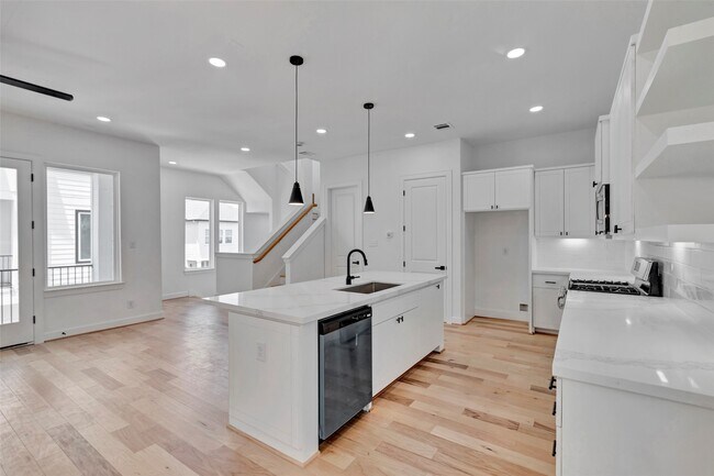 Building Photo - 9426 Campbell Rd