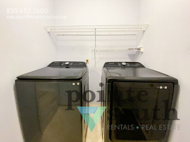 Building Photo - 5917 N Bay Point Dr