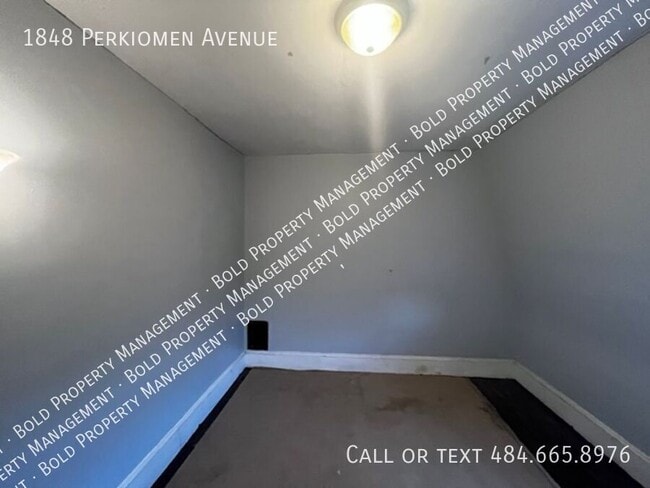 Building Photo - 1848 Perkiomen Ave