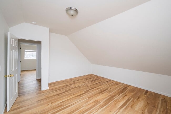 Building Photo - $2845/mo - 3 Bed/2 Bath Updated Home in the Heart of the Alberta Arts District!