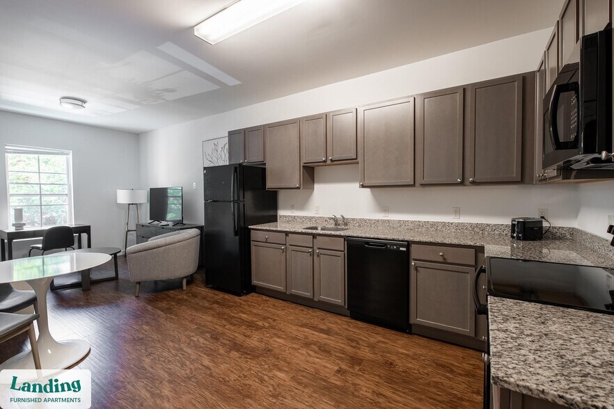 Building Photo - 1903 E Marshall St