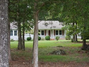 Building Photo - 979 Lamont Norwood Rd