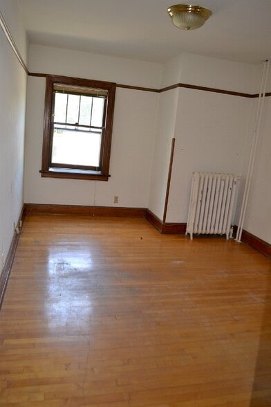 Building Photo - 1617 Monroe St