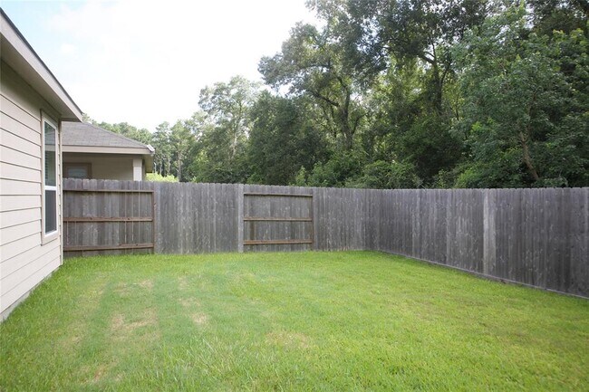 Building Photo - 27638 Mesabe Dr
