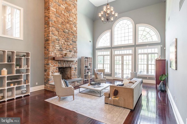 Building Photo - 2115 Pony Trail Dr