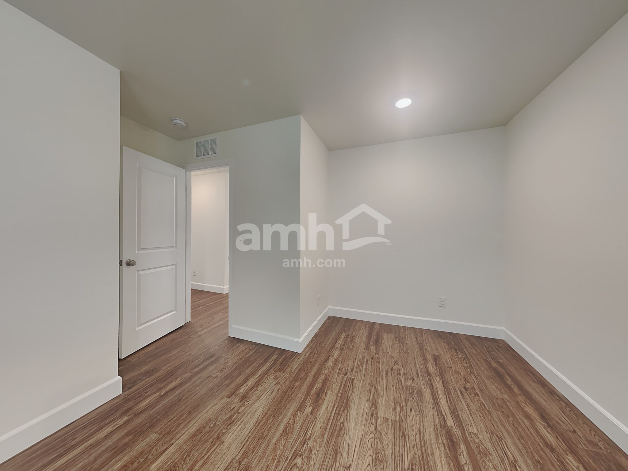 Building Photo - 6138 Theodore St