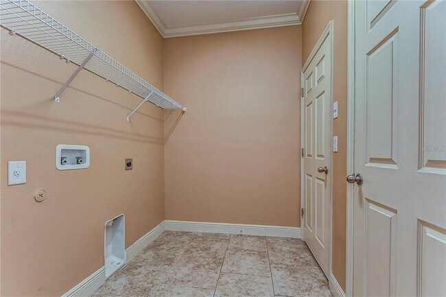 Building Photo - 19391 Long Lake Ranch Blvd