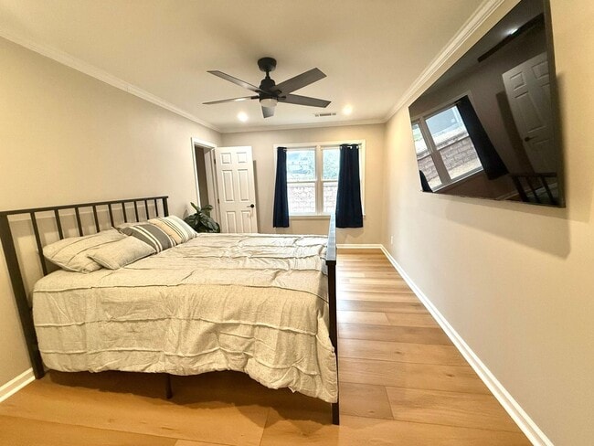Building Photo - Charming 2BR House in Atlanta/ East Point