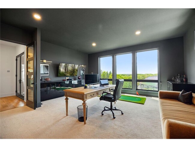 Building Photo - 6297 Yuma Ln N